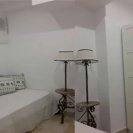 With 2 Bedrooms In - 10 M From The * Fuengirola